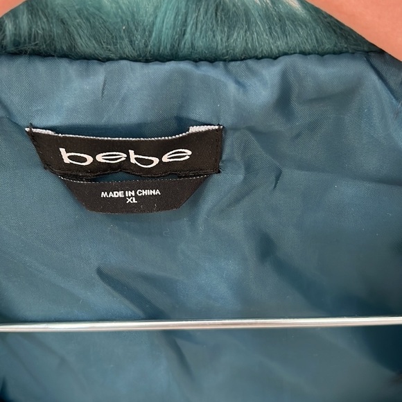 Like NEW bebe faux fur vest - Picture 5 of 12